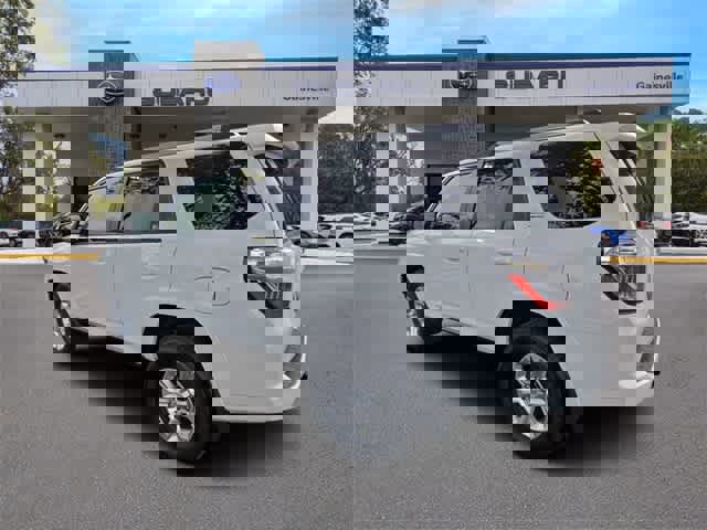 Used 2024 Toyota 4Runner SR5 image 4