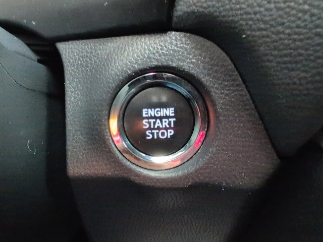 Used 2024 Toyota RAV4 XLE image 28