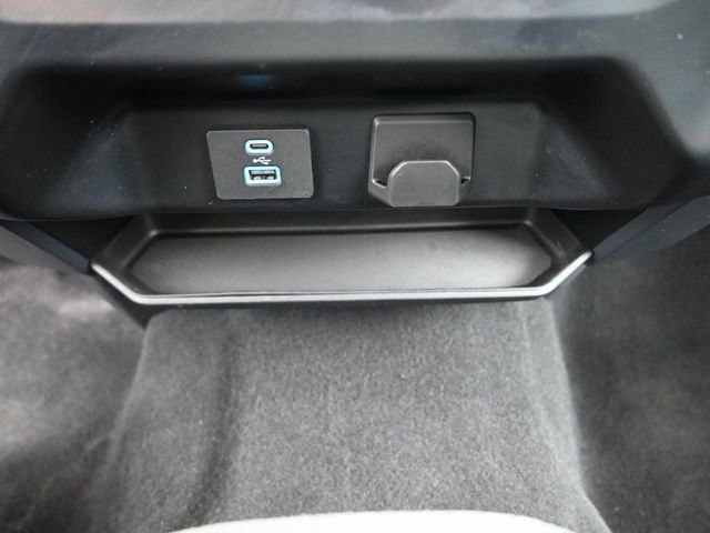 Used 2023 Ford F150 XLT image 9