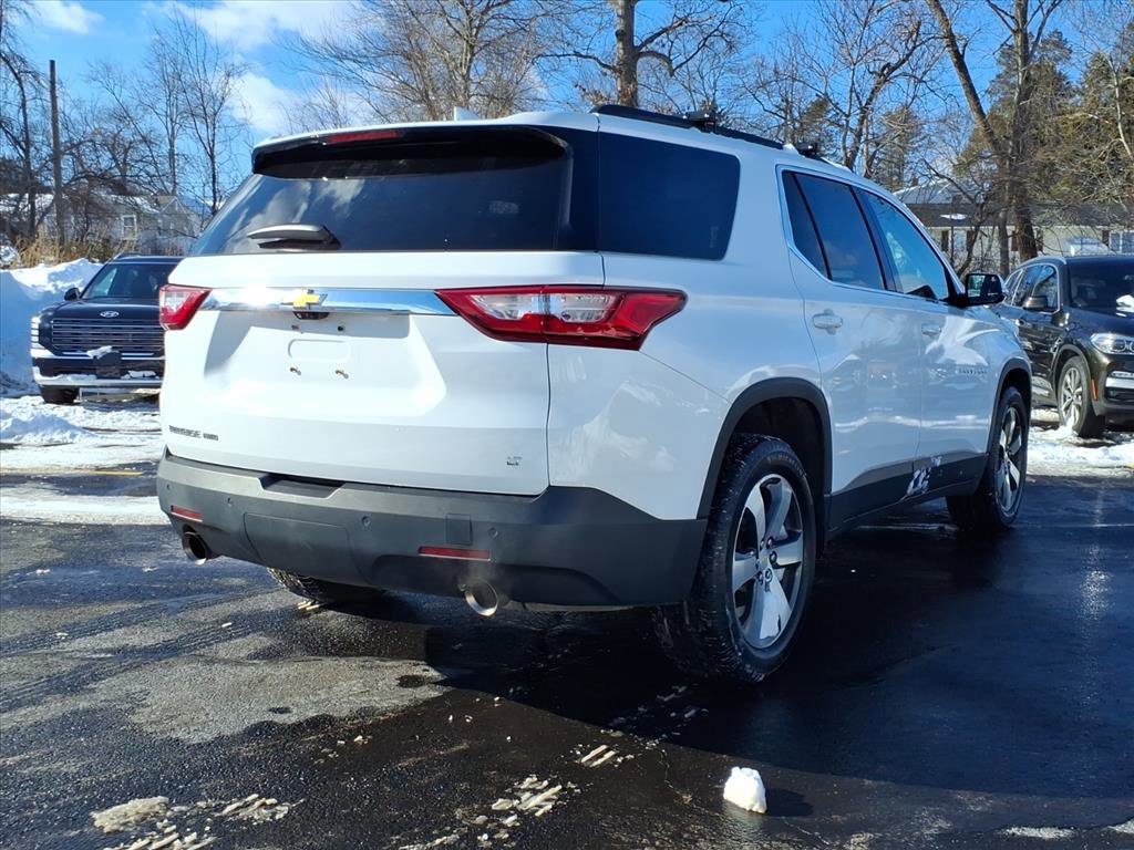 Used 2020 Chevrolet Traverse LT w/ LT Premium Package AWD/4WD image 5