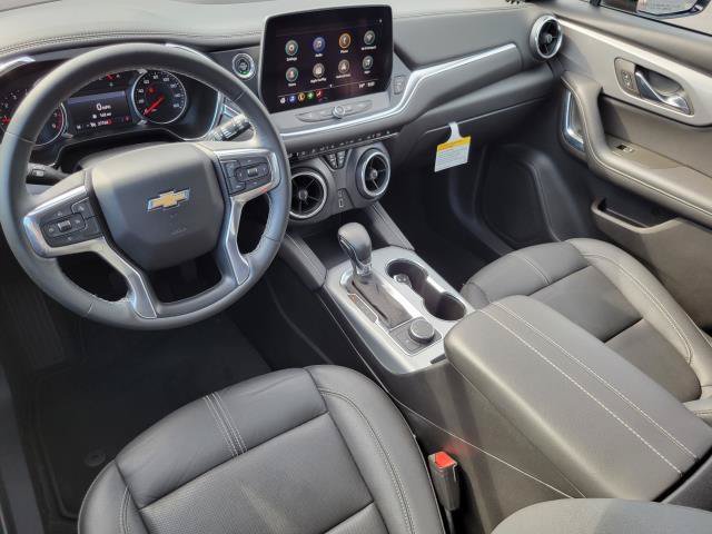 Used 2024 Chevrolet Blazer LT w/ Midnight/Sport Edition FWD image 26
