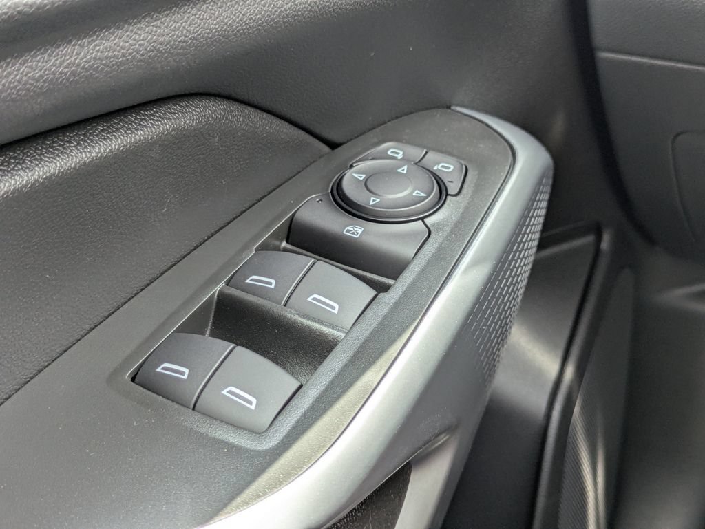 New 2026 Chevrolet Trax LT FWD image 23