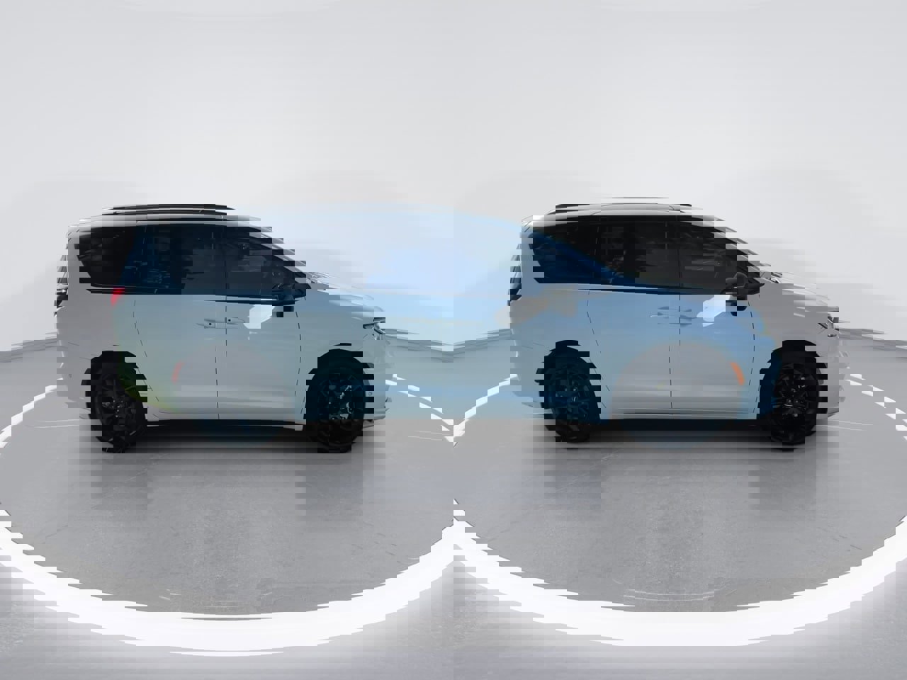 Used 2024 Chrysler Pacifica Touring-L w/ S Appearance Package image 23