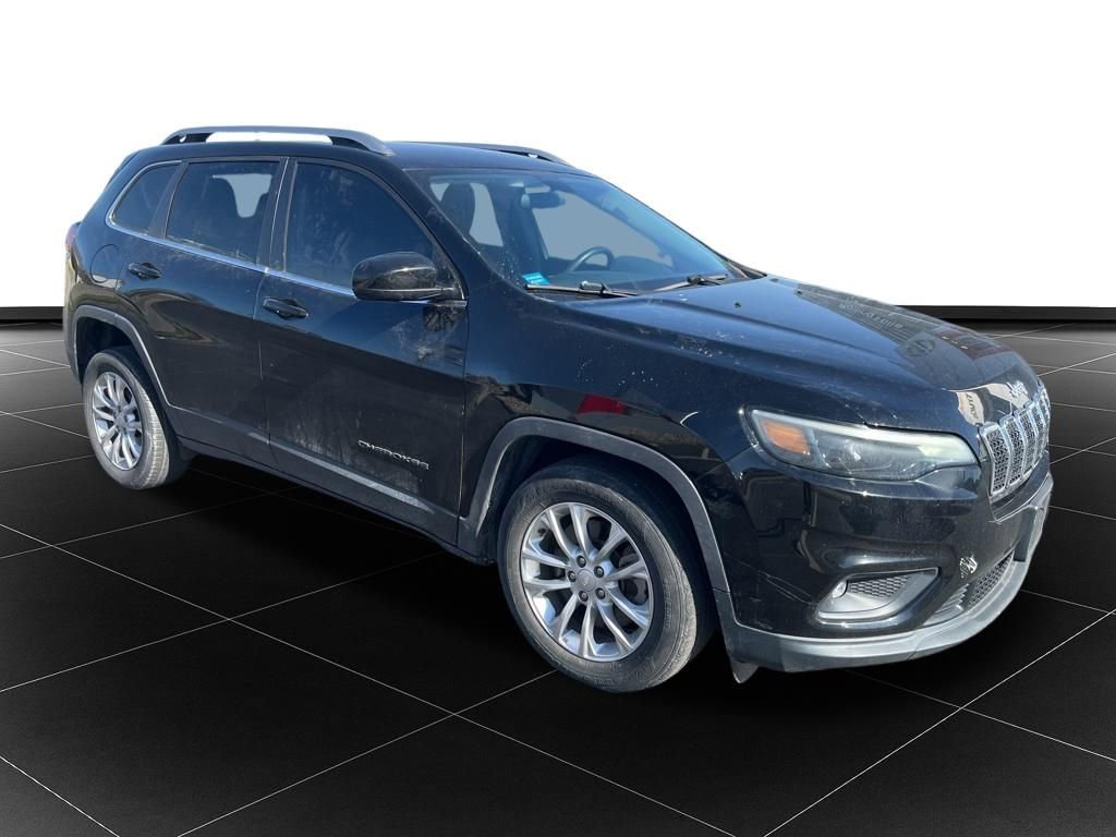 Used 2019 Jeep Cherokee Latitude w/ Popular Appearance Group image 7