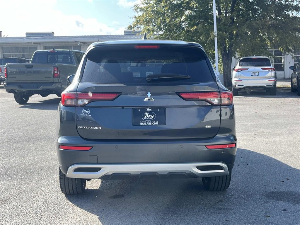 Used 2024 Mitsubishi Outlander FWD image 4