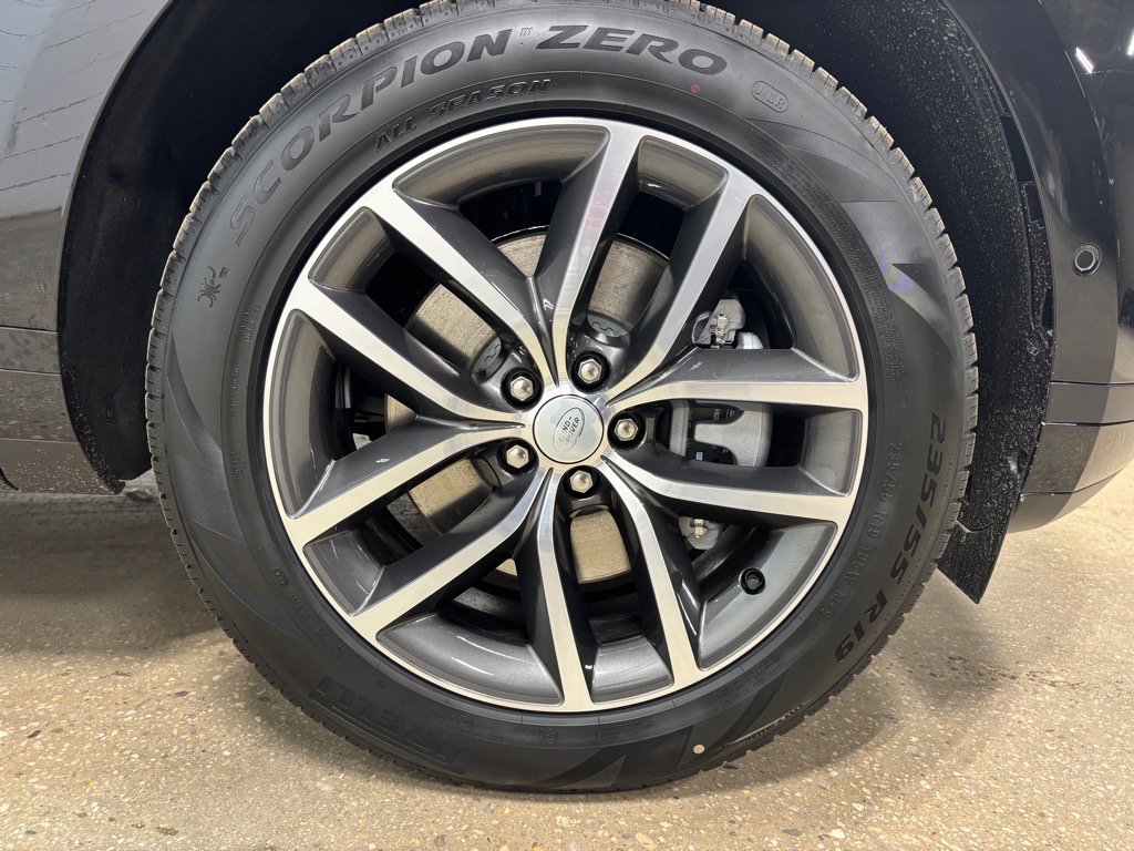 New 2026 Land Rover Range Rover Evoque S image 11