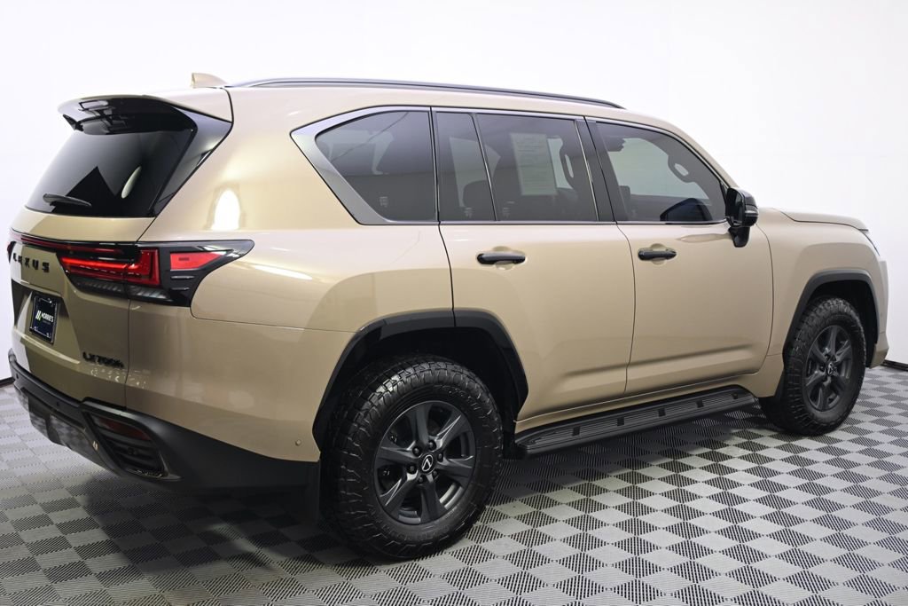 Used 2025 Lexus LX 700h Overtrail w/ Accessory Package (Z1) AWD/4WD image 7