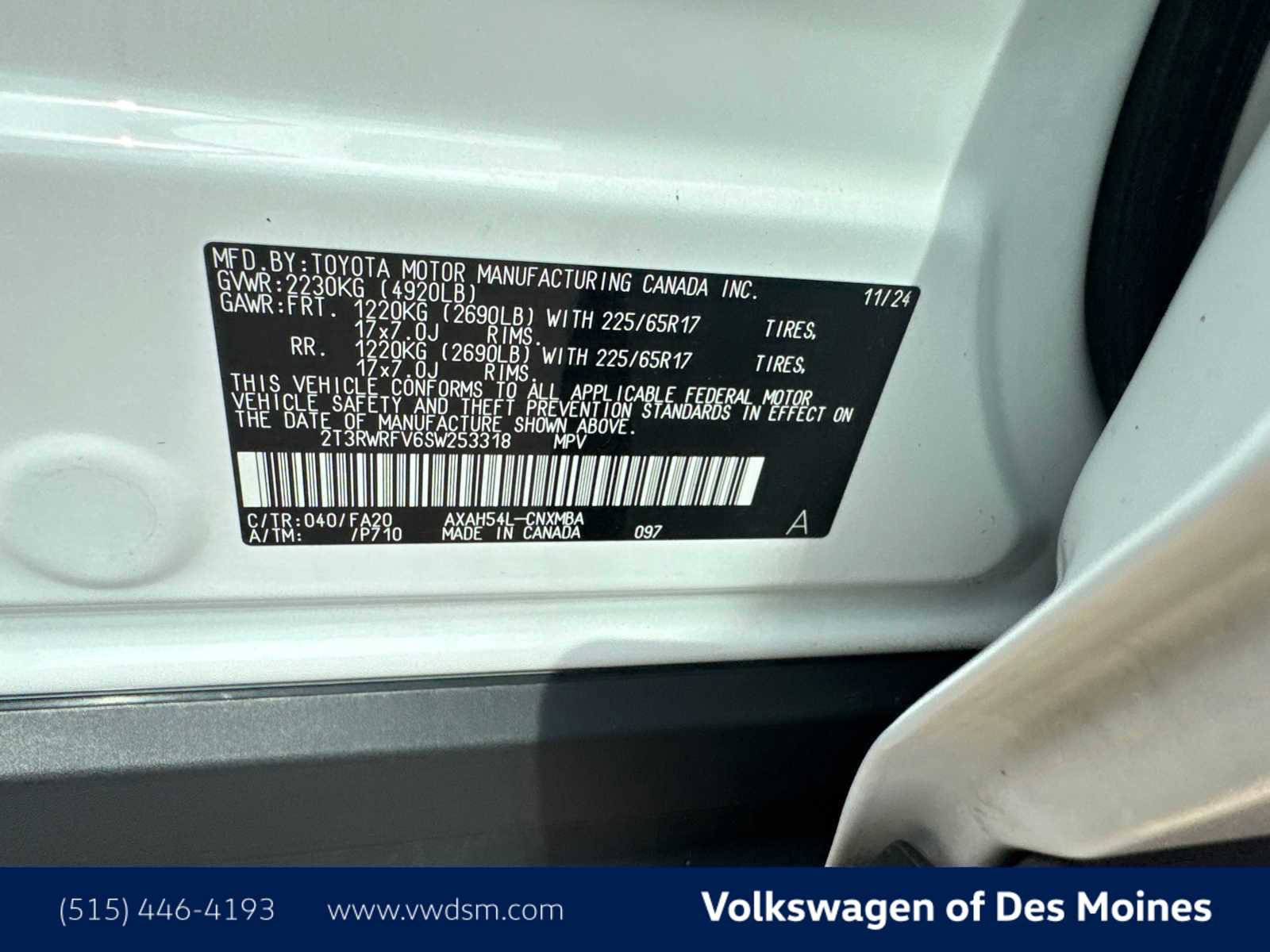 Used 2025 Toyota RAV4 XLE image 21