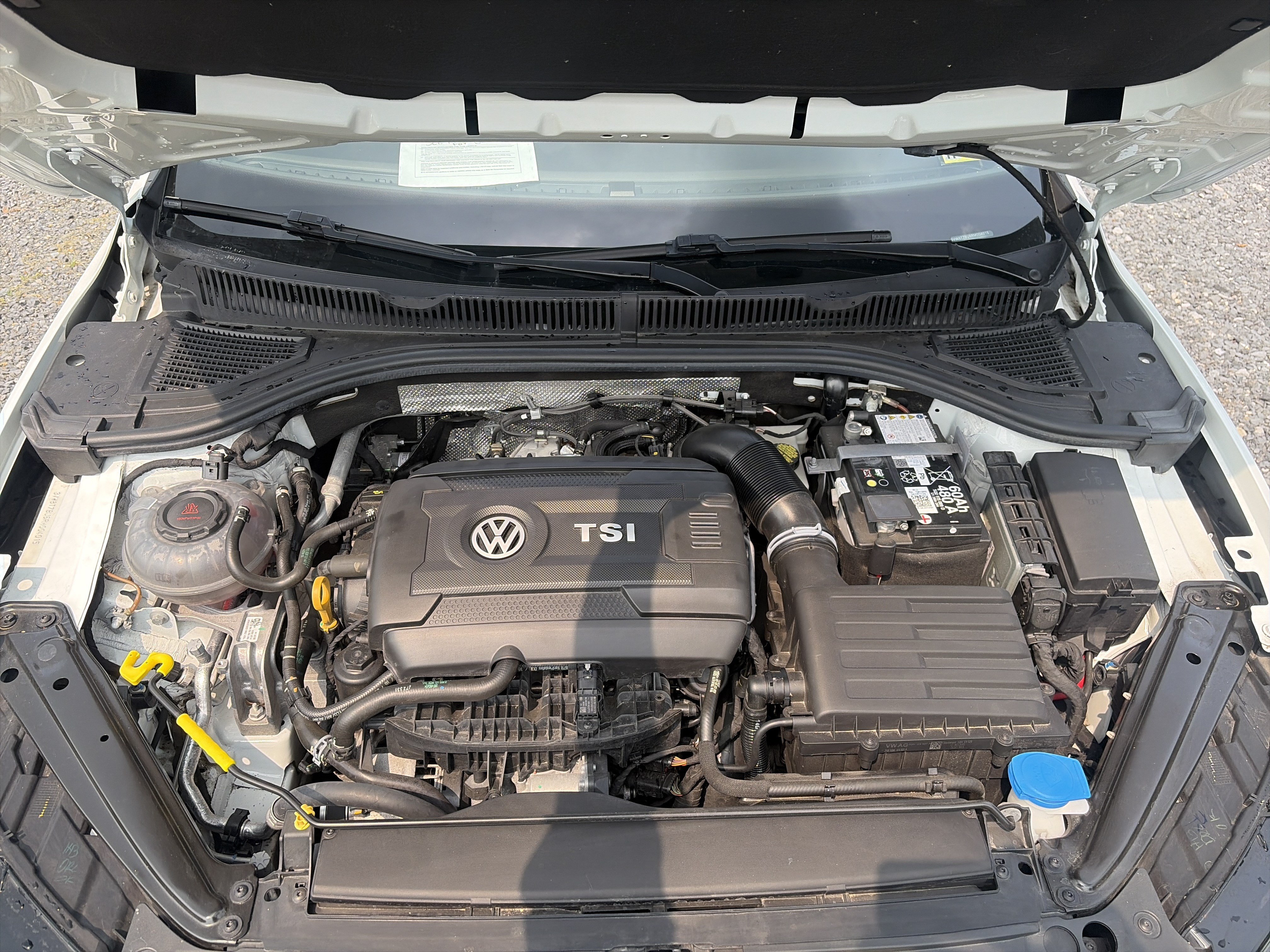 Used 2024 Volkswagen Jetta GLI 40th Anniversary Edition FWD image 21