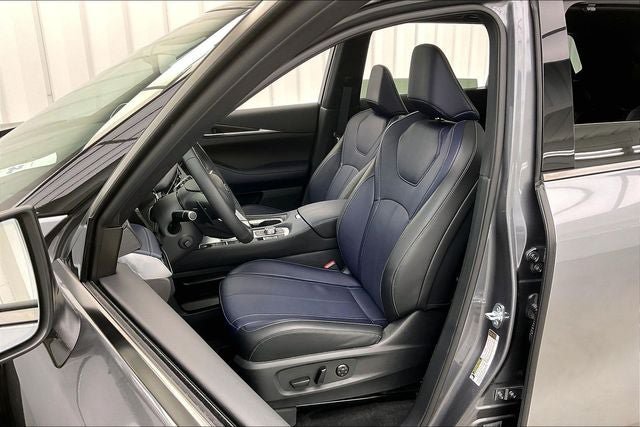 Certified 2026 INFINITI QX60 Sport w/ Dark Cargo Package AWD/4WD image 8