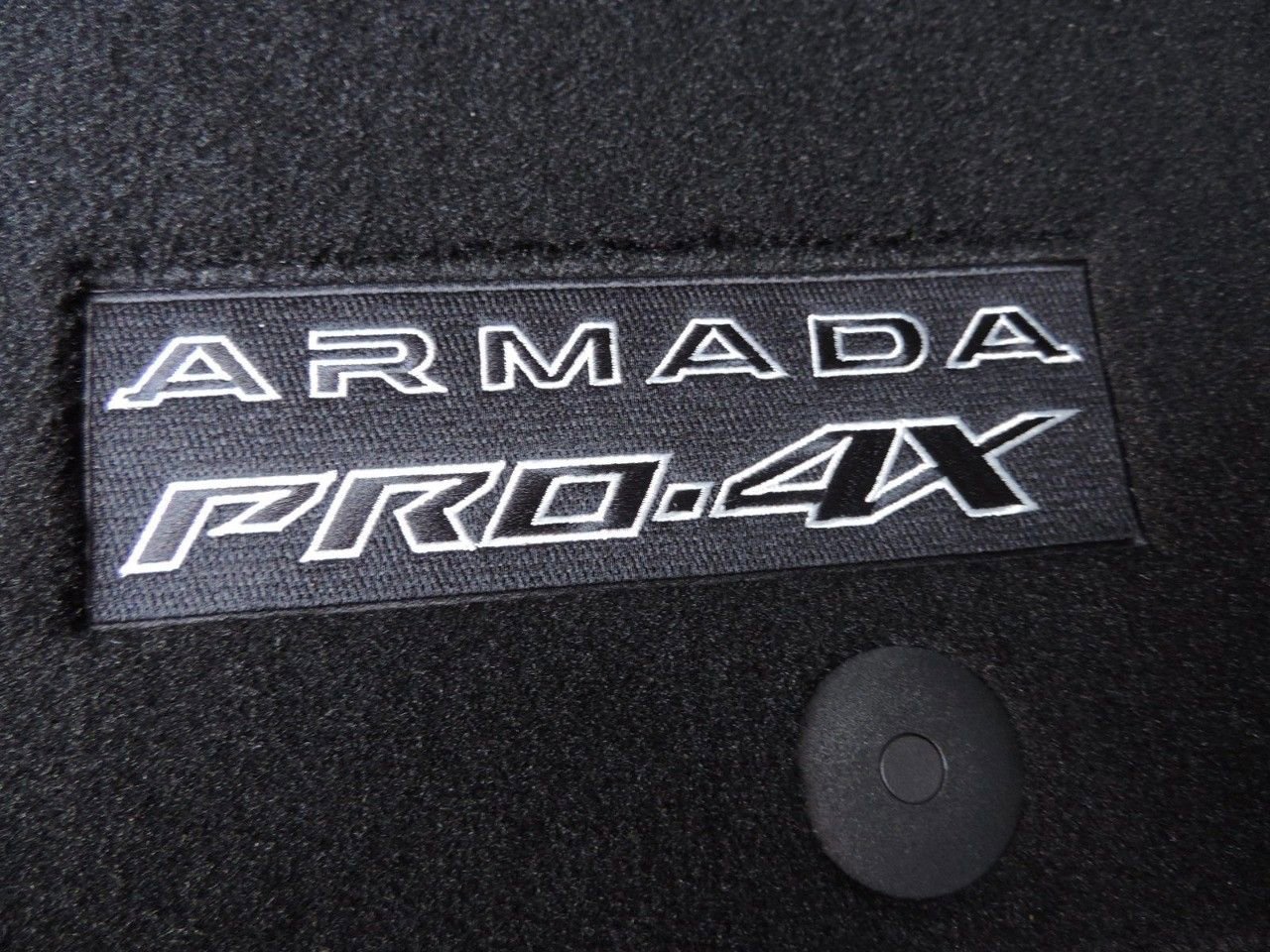 New 2026 Nissan Armada PRO-4X w/ Captain's Chari Seat Package image 10