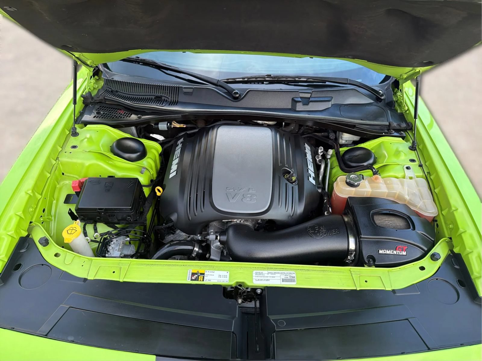 Used 2015 Dodge Challenger R/T Plus RWD image 27