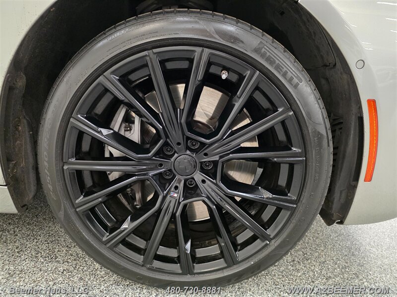 Used 2020 BMW 750i xDrive w/ Executive Package AWD/4WD image 14