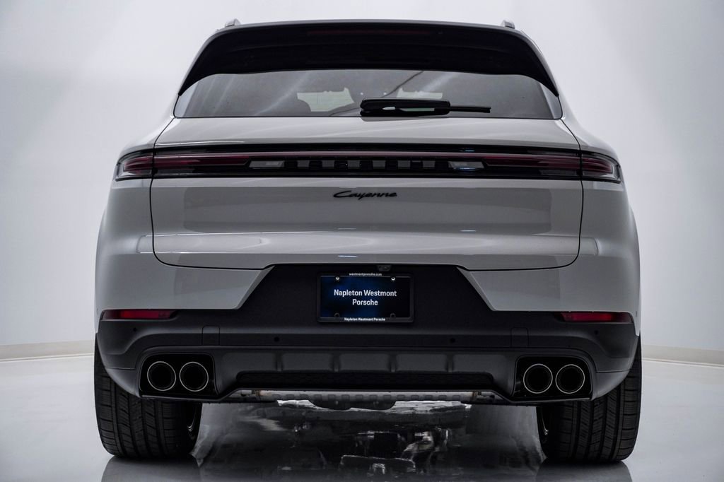 New 2026 Porsche Cayenne image 11