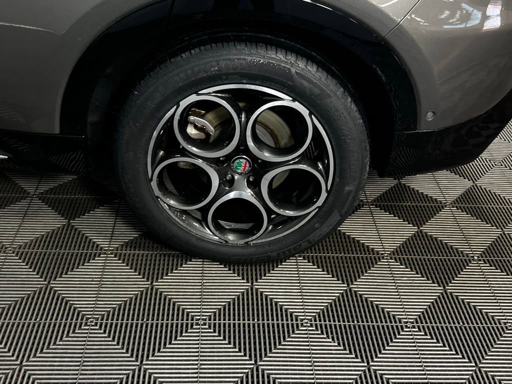 Used 2024 Alfa Romeo Tonale Ti w/ Active Assist Package image 10