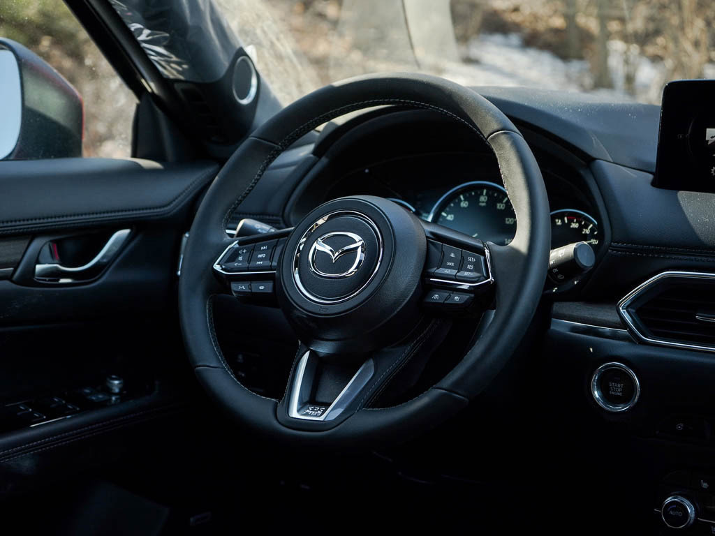 New 2025 MAZDA CX-5 Signature image 16