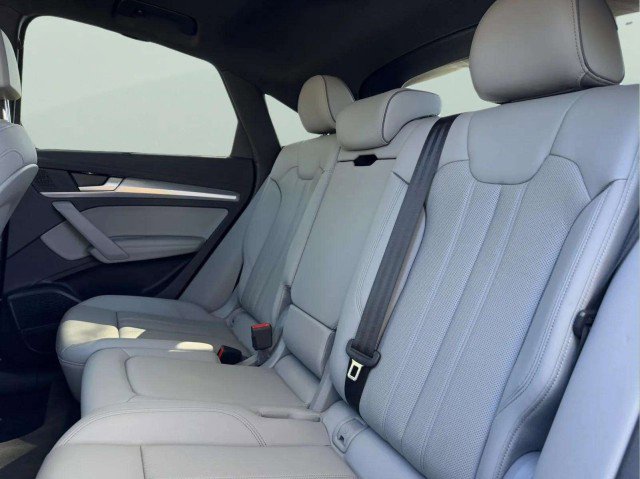 Certified 2023 Audi Q5 2.0T Prestige w/ Prestige Package AWD/4WD image 23