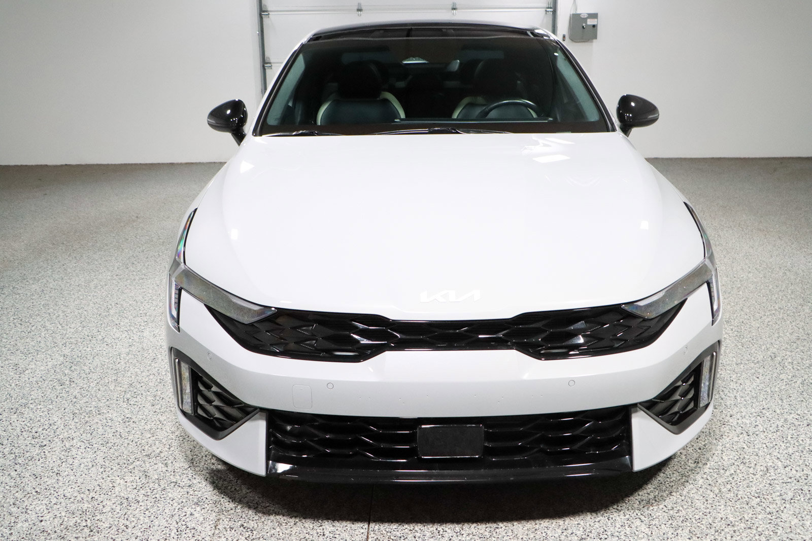 Used 2025 Kia K5 GT-Line w/ GT-Line Premium Package FWD image 4
