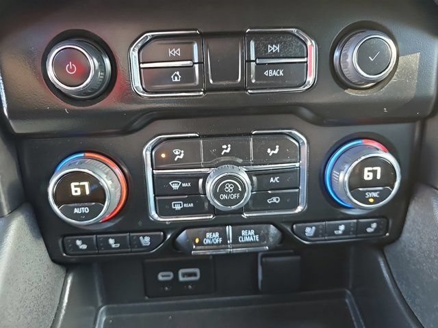 Used 2024 Chevrolet Tahoe Premier w/ Premium Package AWD/4WD image 37