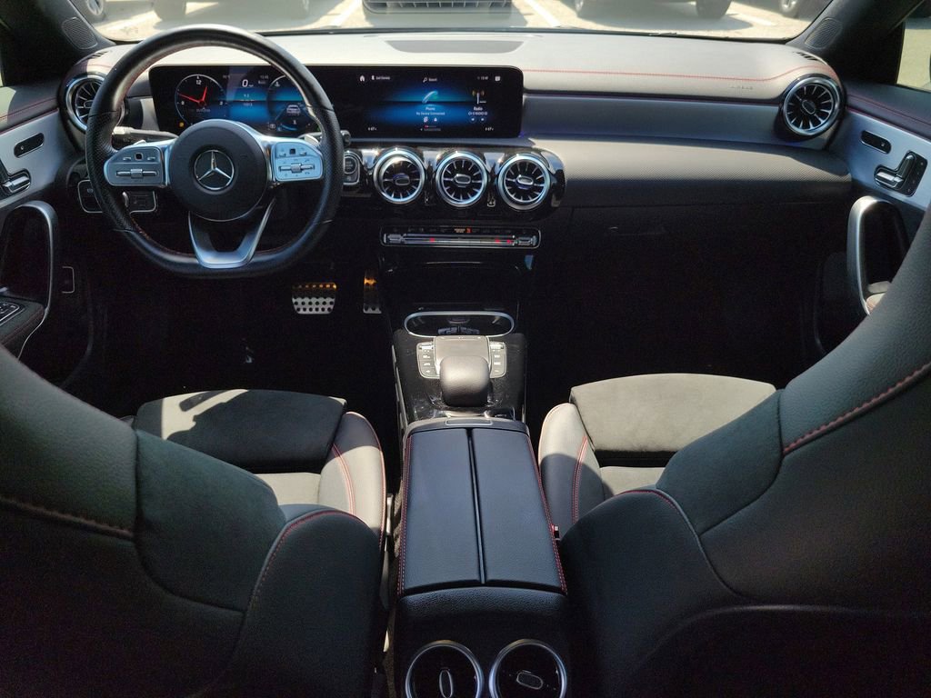 Used 2023 Mercedes-Benz CLA 250 image 23