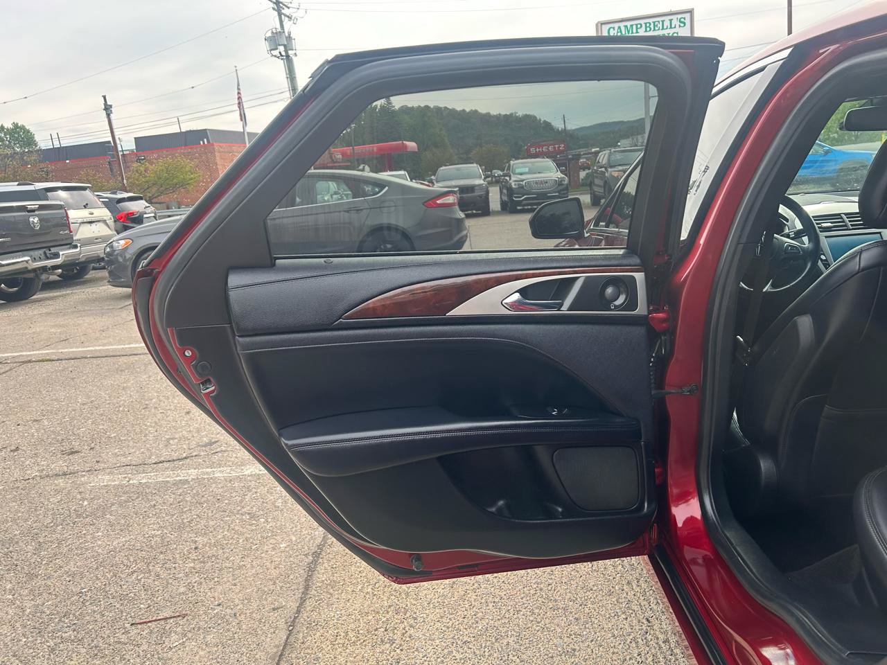Used 2019 Lincoln MKZ Reserve AWD/4WD image 23