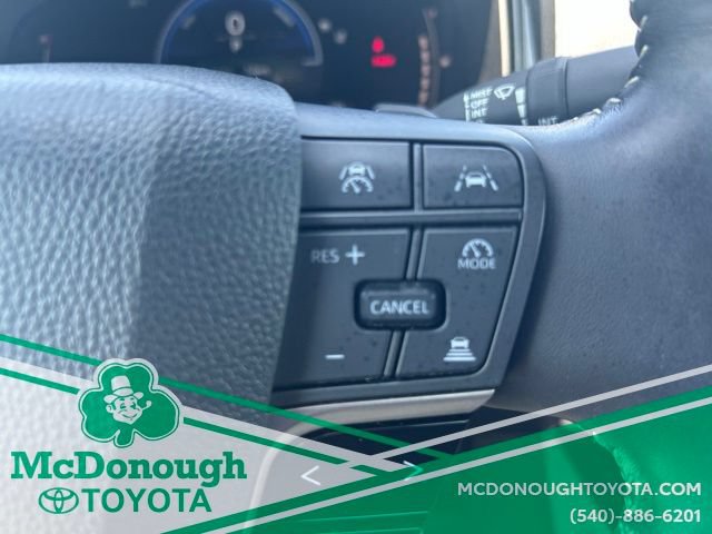 Used 2025 Toyota Camry SE FWD image 20