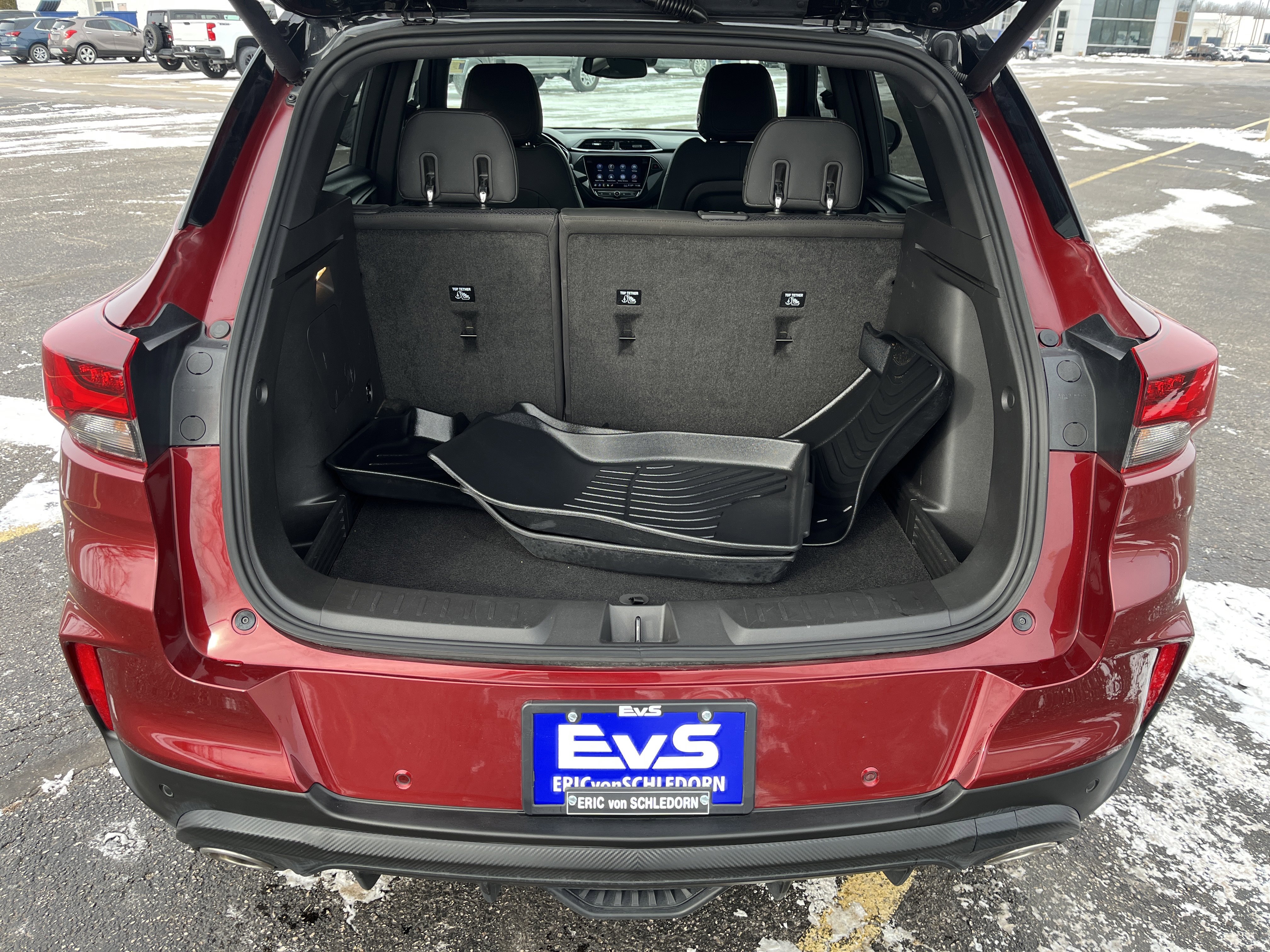 Used 2023 Chevrolet TrailBlazer RS w/ Sun and Liftgate Package image 17