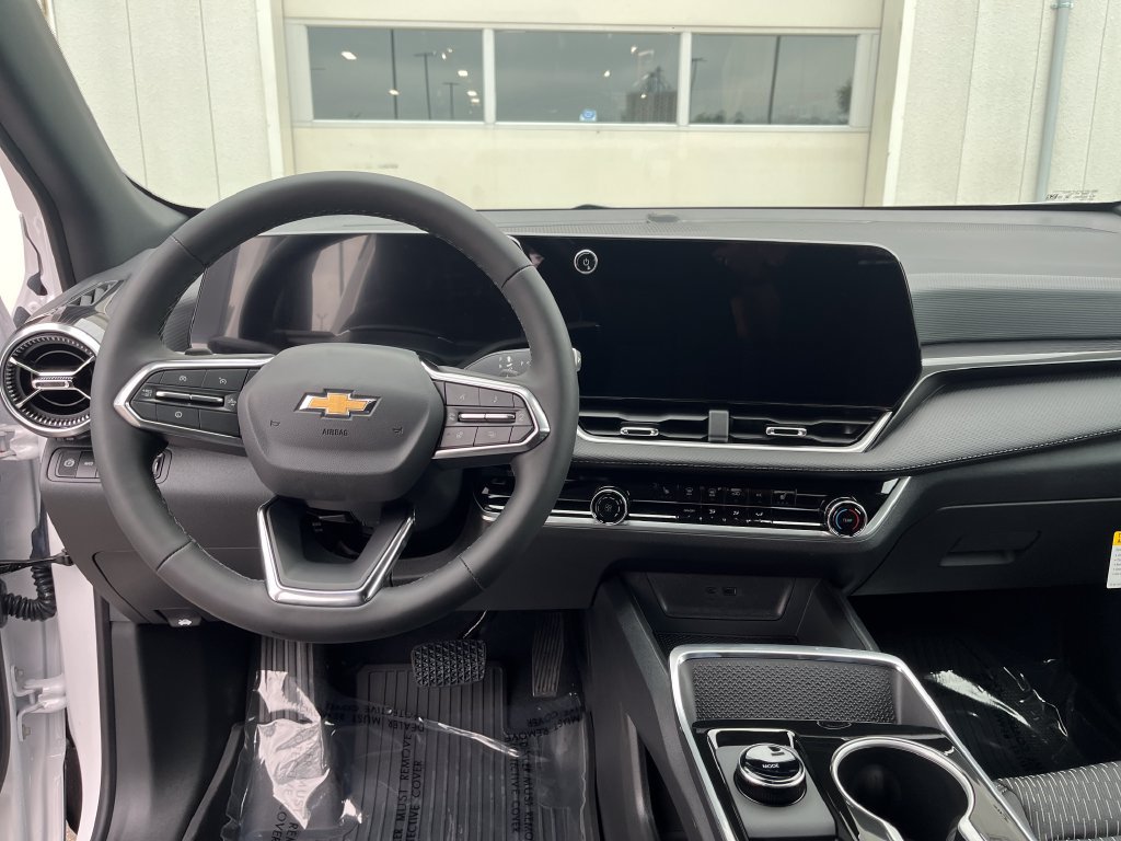 New 2027 Chevrolet Equinox LT w/ LPO, Floor Liner Package AWD/4WD image 12