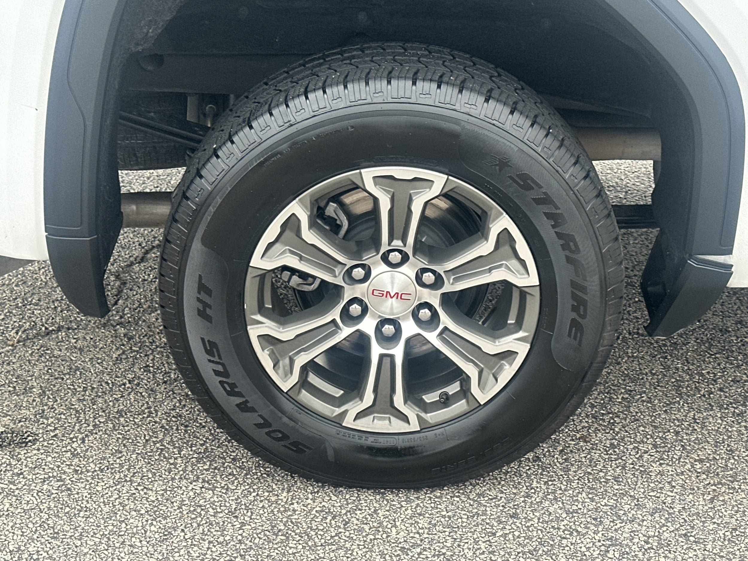 Used 2024 GMC Sierra 1500 SLT RWD image 17