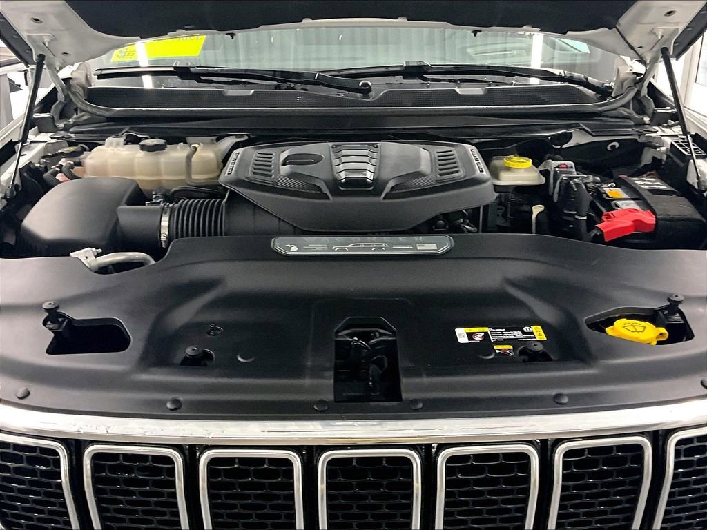 Used 2024 Jeep Wagoneer L Series III w/ Flexible Seating Group image 31