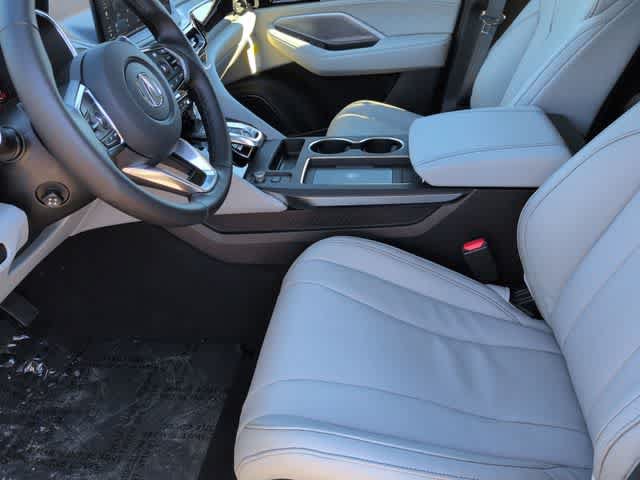 Certified 2026 Acura MDX w/ Technology Package FWD image 17