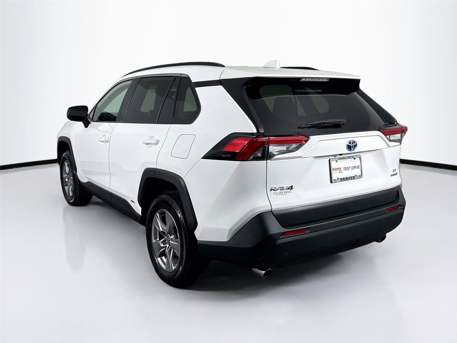 Certified 2024 Toyota RAV4 LE AWD/4WD image 11