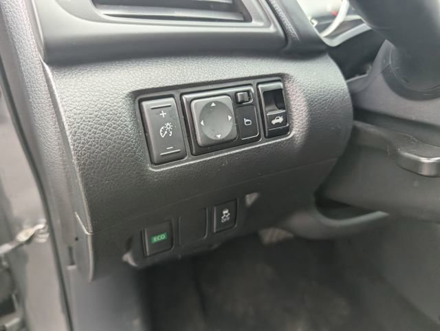 Used 2019 Nissan Sentra S image 16