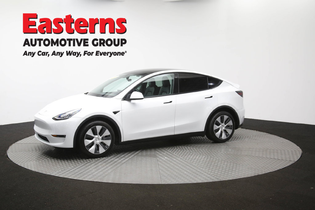 Used 2022 Tesla Model Y Long Range AWD/4WD image 54
