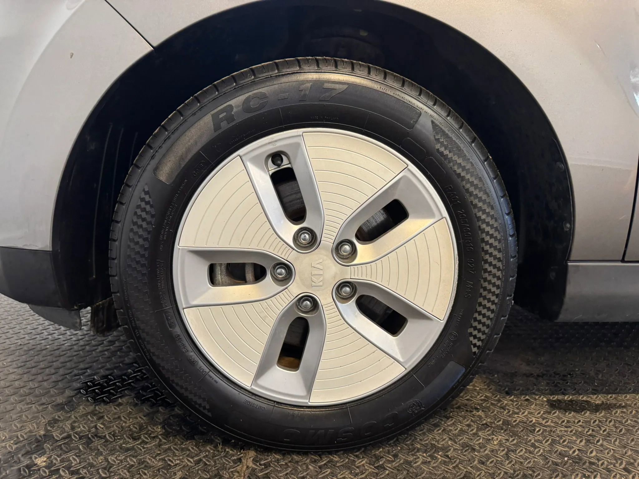 Used 2016 Kia Soul EV FWD image 30