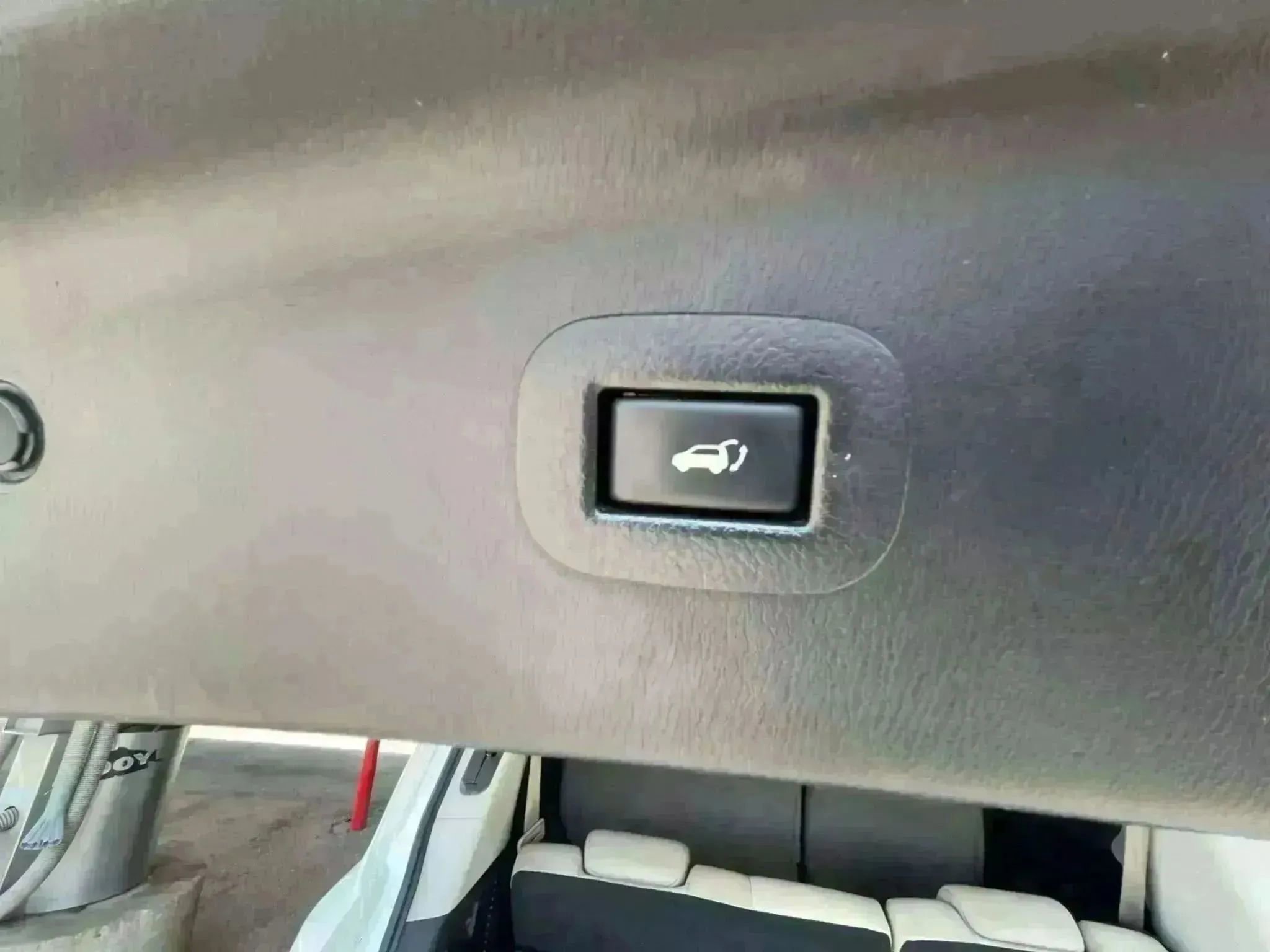 Used 2017 Nissan Armada SL image 33