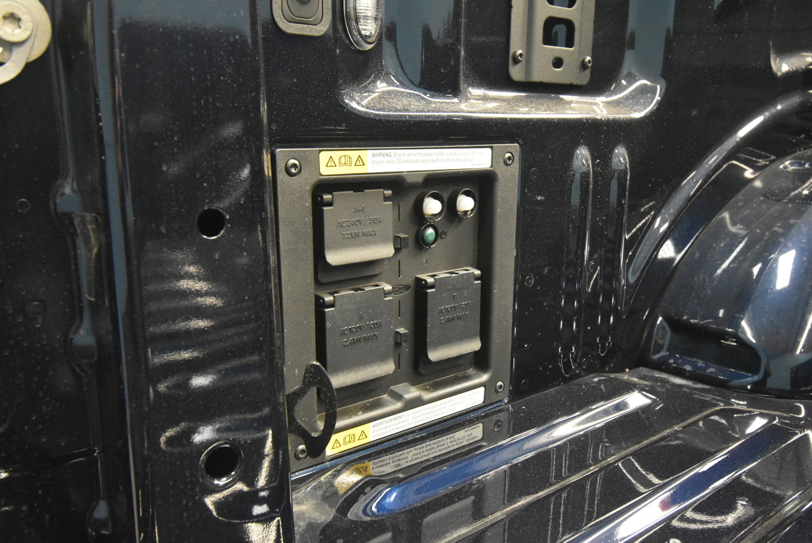 New 2025 Ford F150 Platinum w/ Equipment Group 702A High image 35