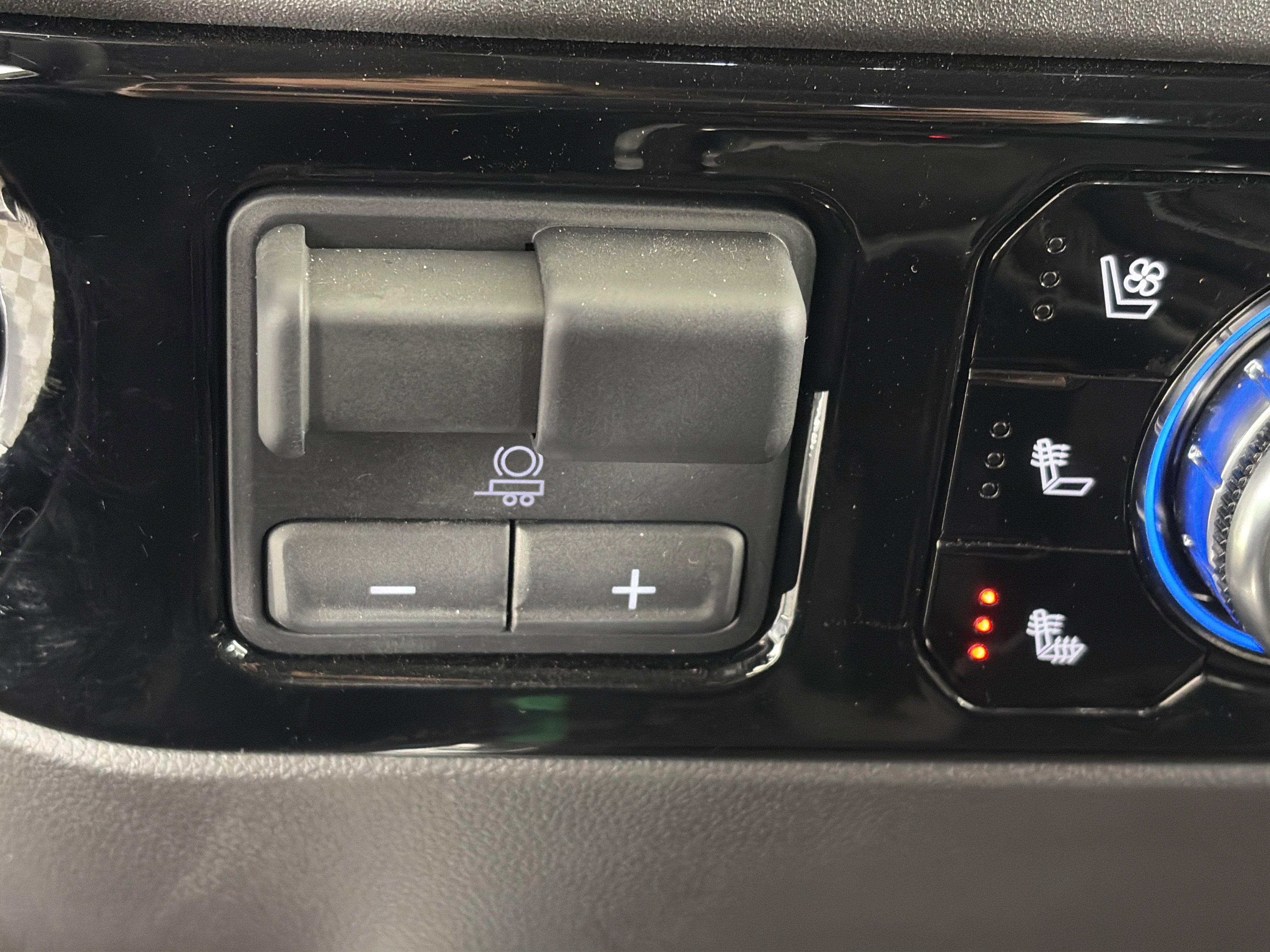 Certified 2024 GMC Sierra 1500 SLT w/ SLT Premium Plus Package AWD/4WD image 29