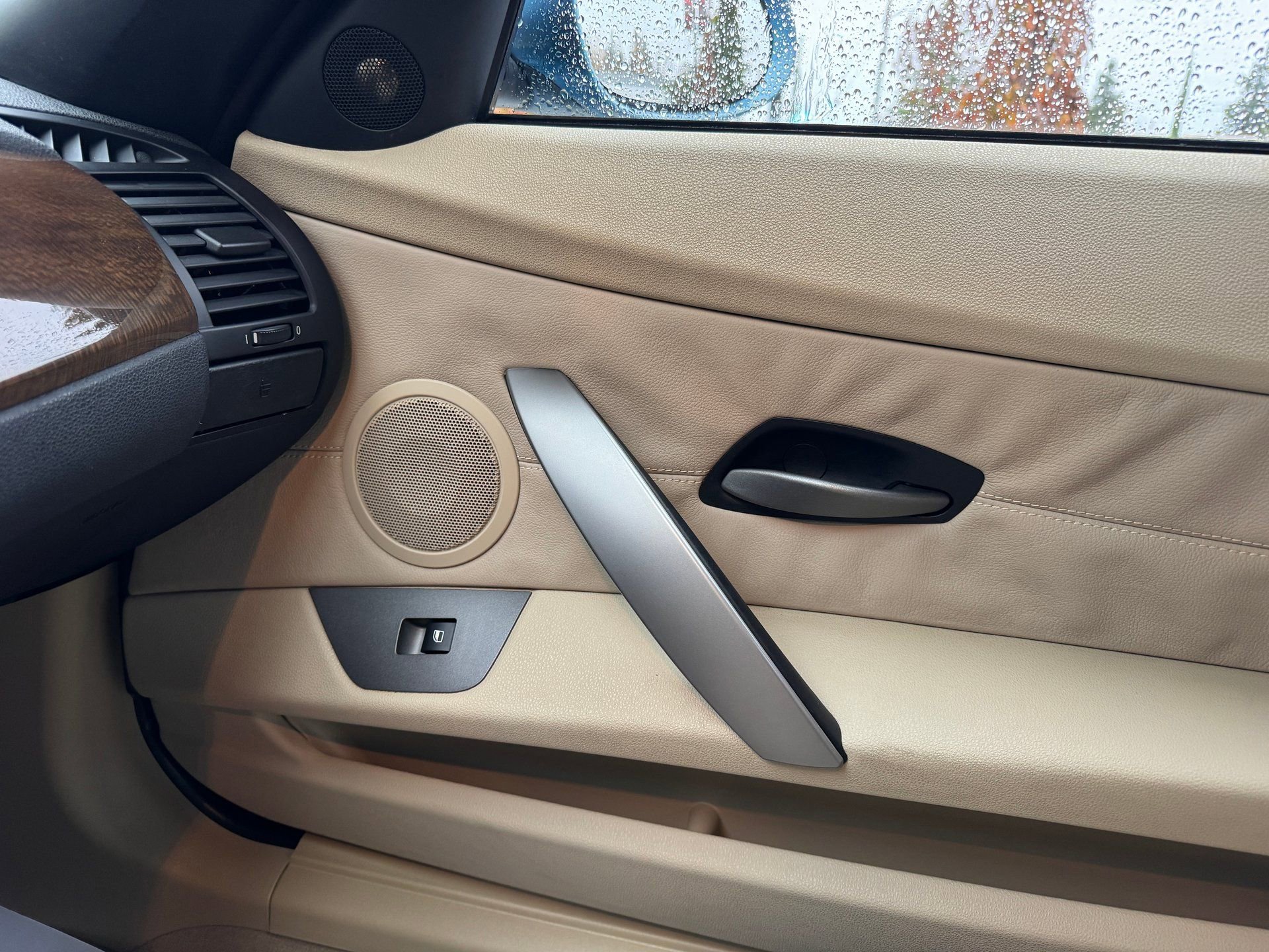 Used 2003 BMW Z4 2.5i image 37