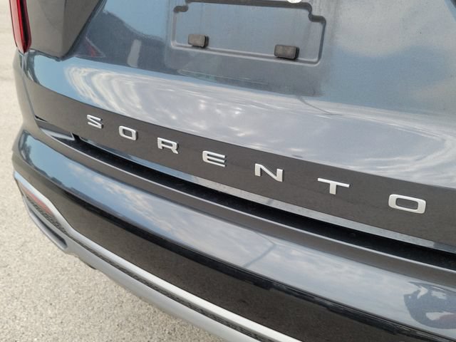 Used 2022 Kia Sorento S w/ Panoramic Sunroof Package FWD image 6