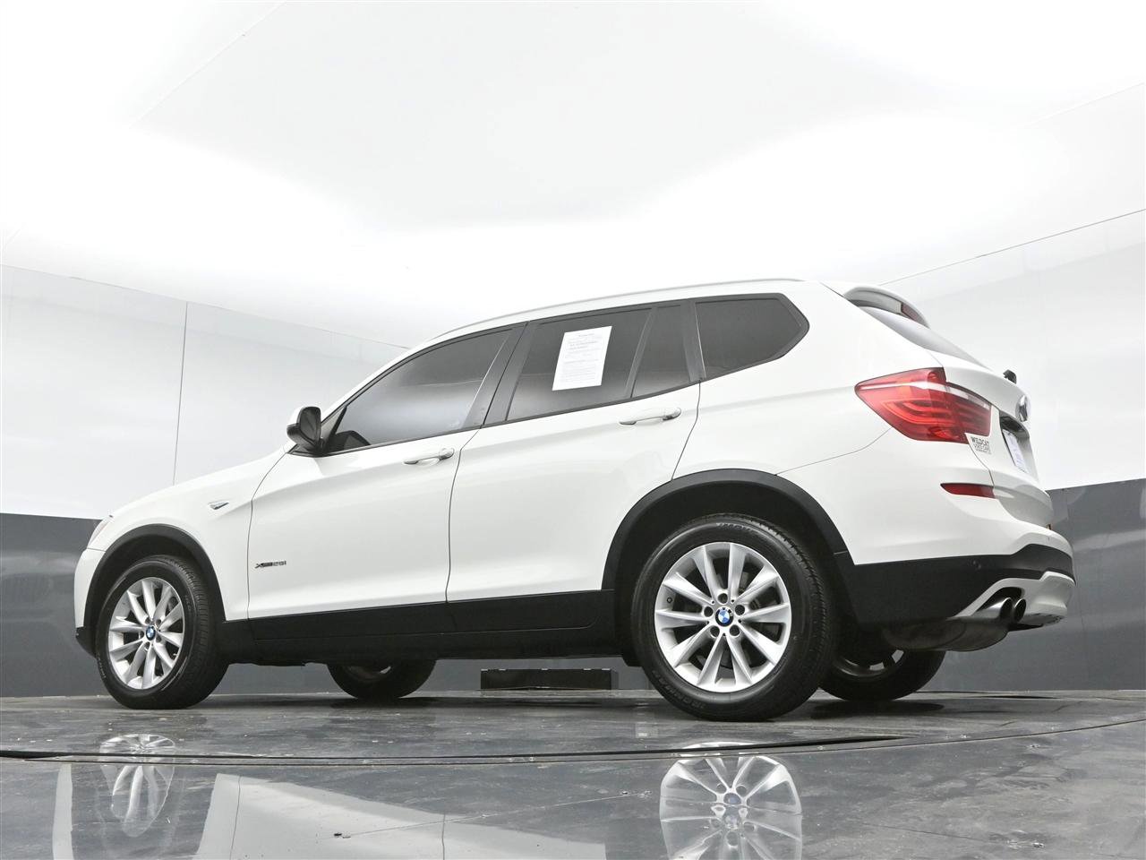 Used 2017 BMW X3 xDrive28i AWD/4WD image 34