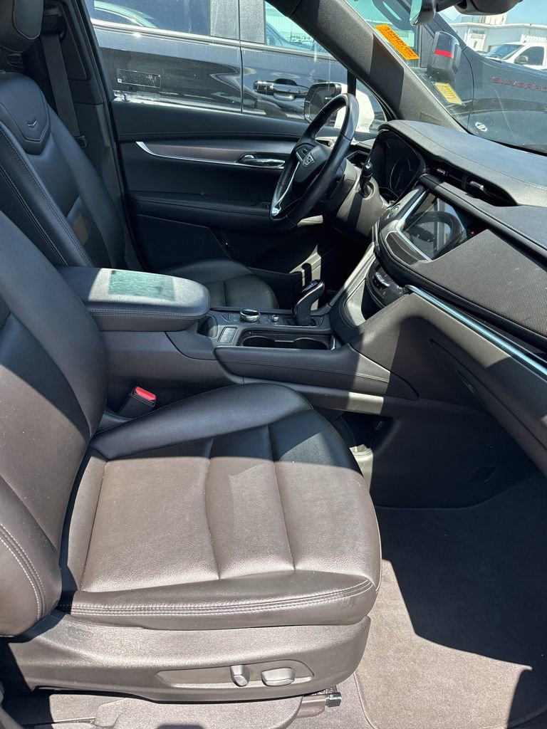 Used 2023 Cadillac XT6 Luxury FWD image 55