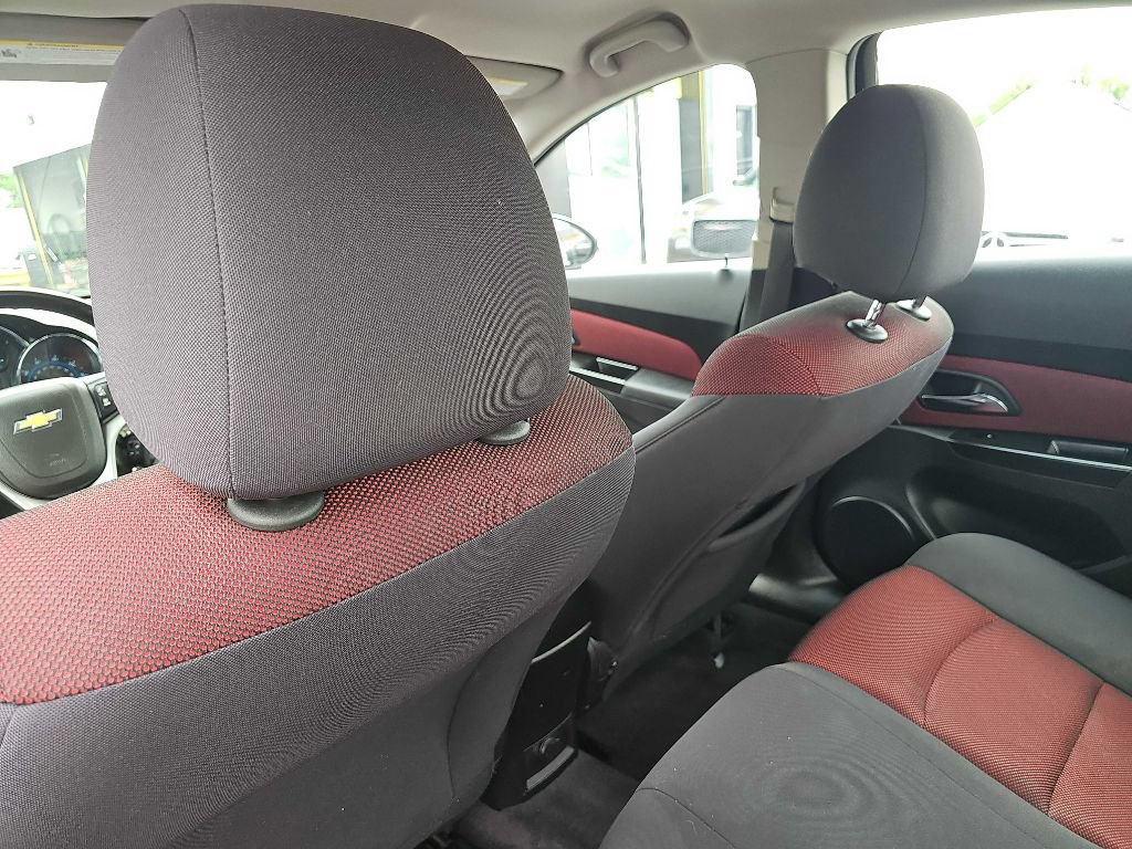 Used 2013 Chevrolet Cruze LT w/ RS Package FWD image 41