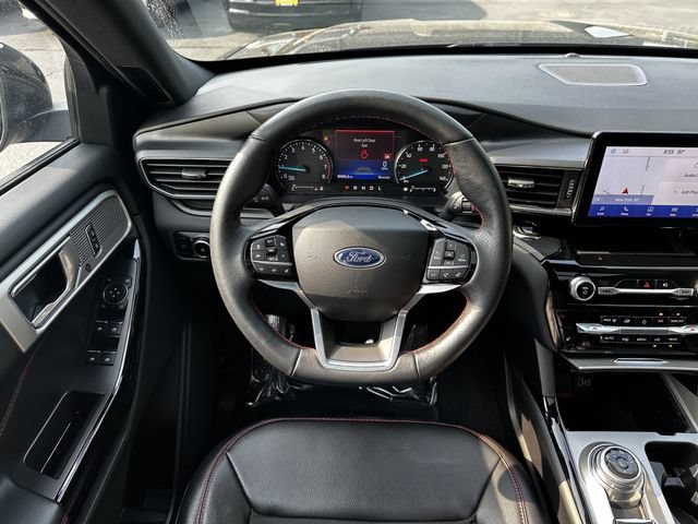 Certified 2023 Ford Explorer ST-Line w/ Class IV Trailer Tow Package AWD/4WD image 14
