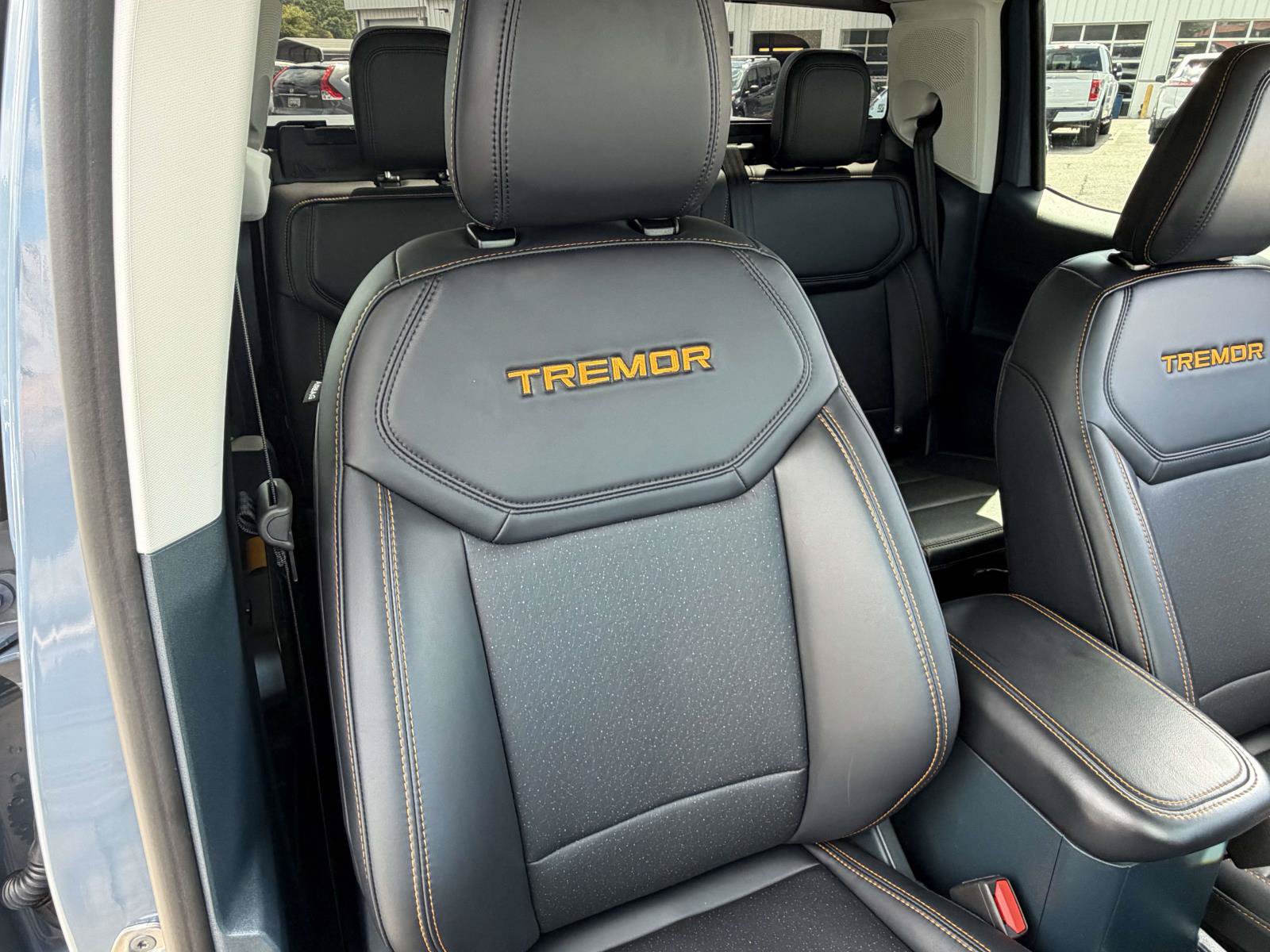 Used 2025 Ford Maverick Tremor AWD/4WD image 29