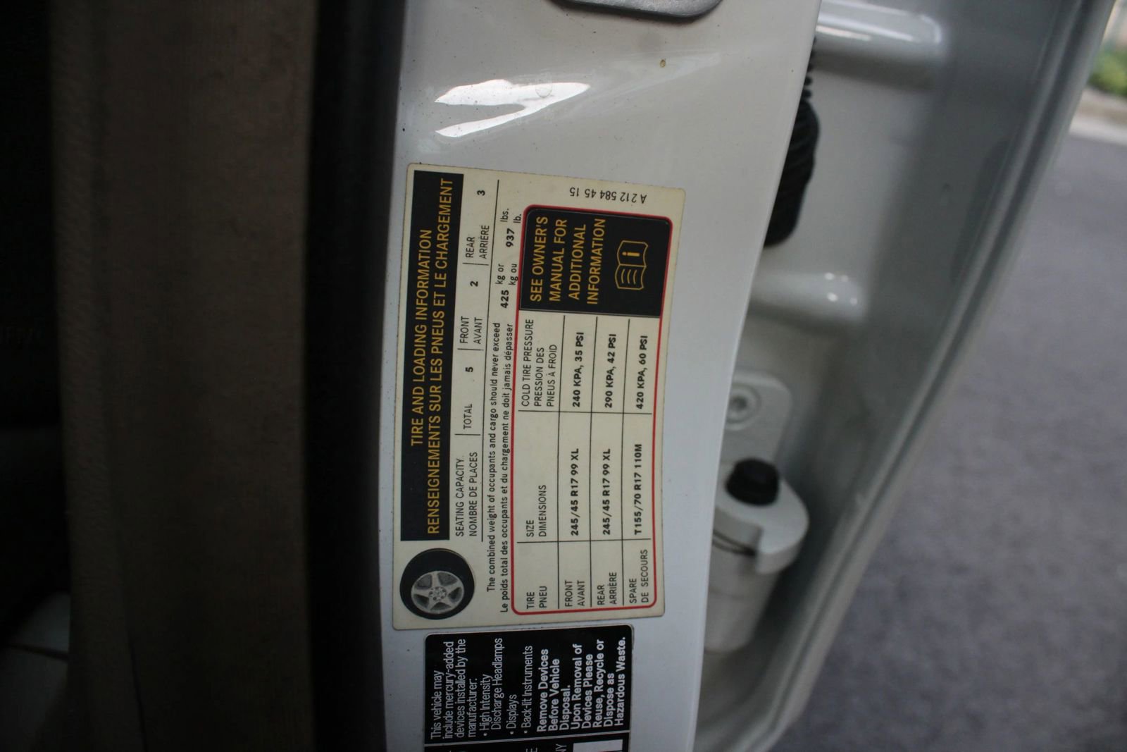 Used 2011 Mercedes-Benz E 350 4MATIC Sedan image 32