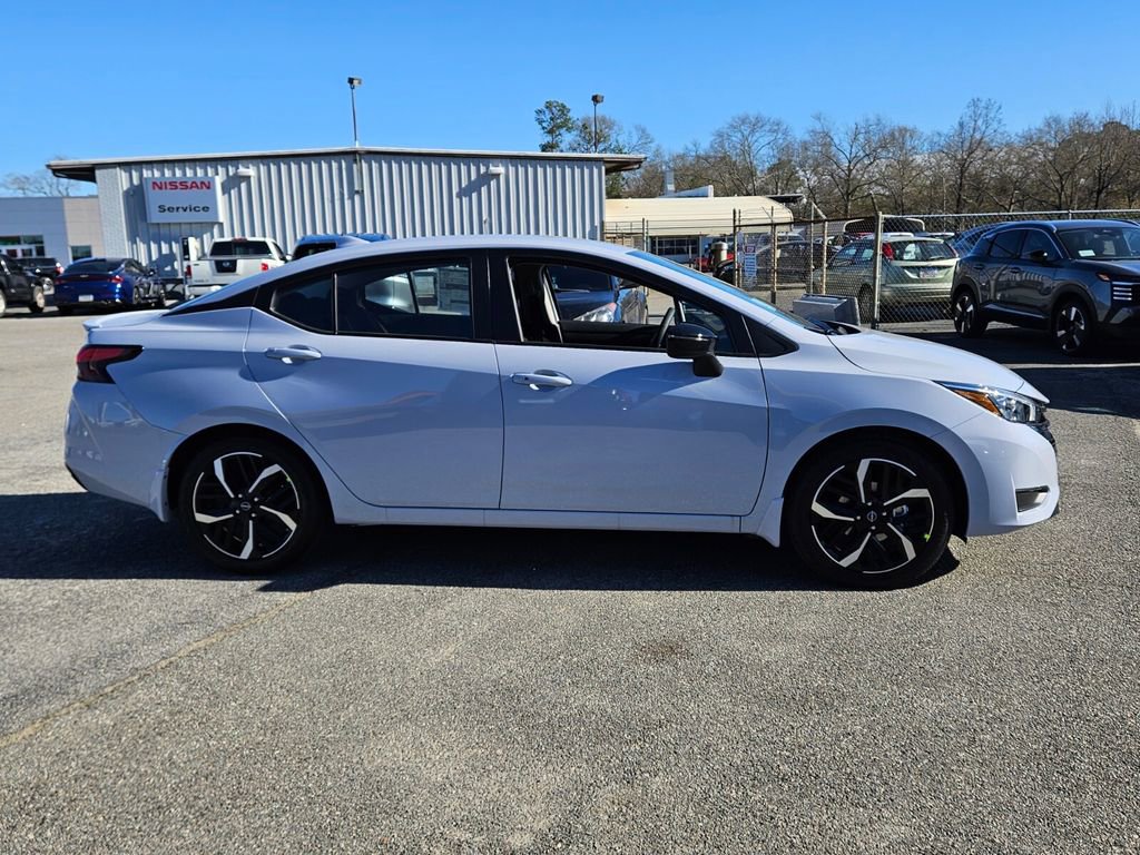 New 2025 Nissan Versa SR w/ Trunk Package image 13