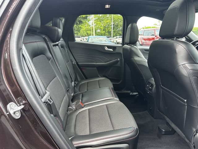Certified 2023 Ford Escape ST-Line w/ Tech Pack #1 AWD/4WD image 38
