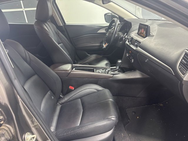 Used 2017 MAZDA MAZDA3 Touring image 19