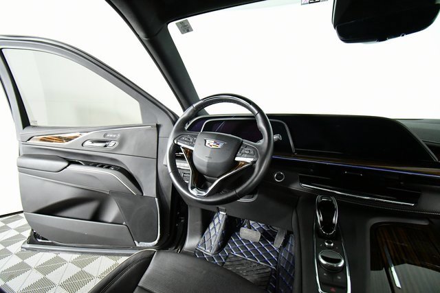 Used 2024 Cadillac Escalade ESV Premium Luxury w/ Performance Package image 23